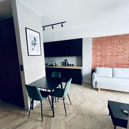 Apartament Roza 1 Zator - 2 Km Od Energylandii Esterno foto