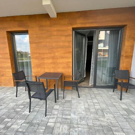 Apartament Roza 1 Zator - 2 Km Od Energylandii Esterno foto