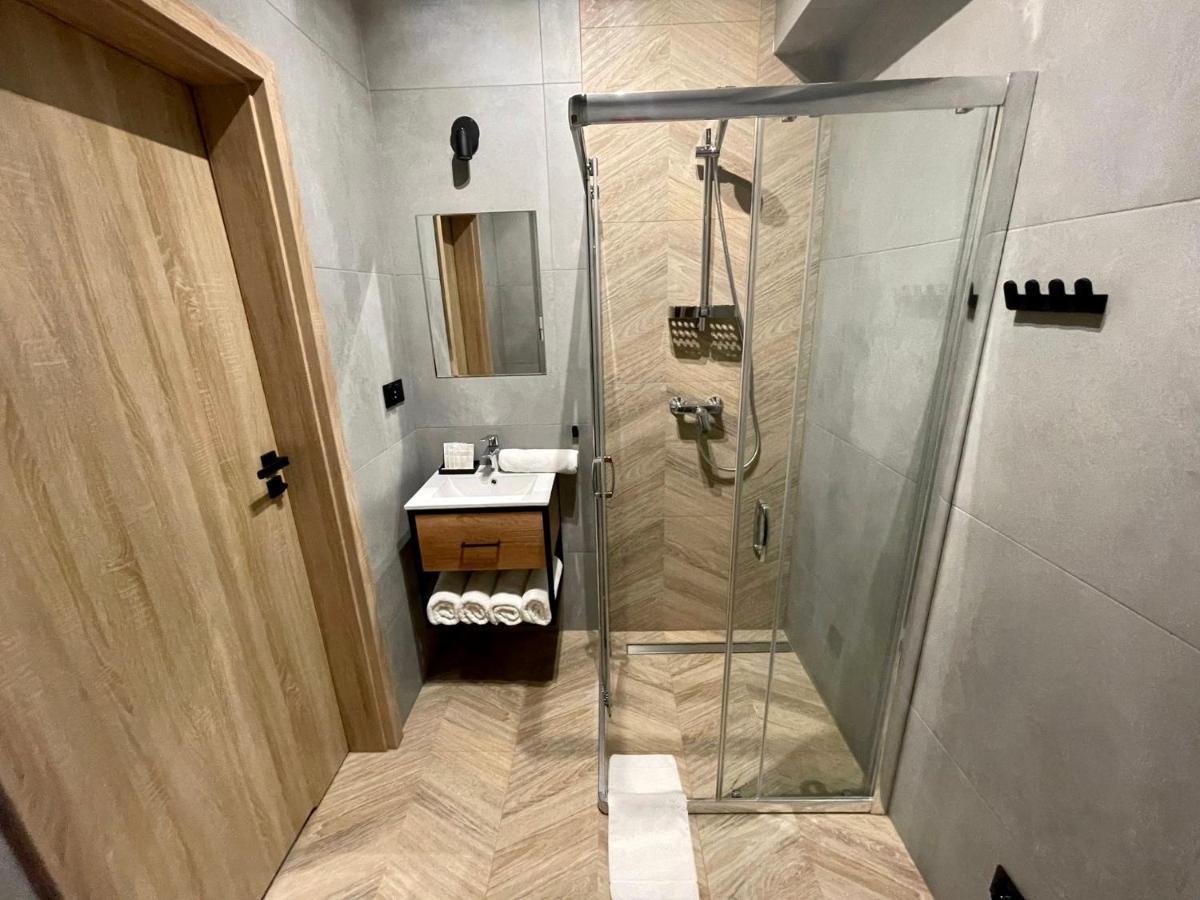 Apartament Roza 1 Zator - 2 Km Od Energylandii Esterno foto